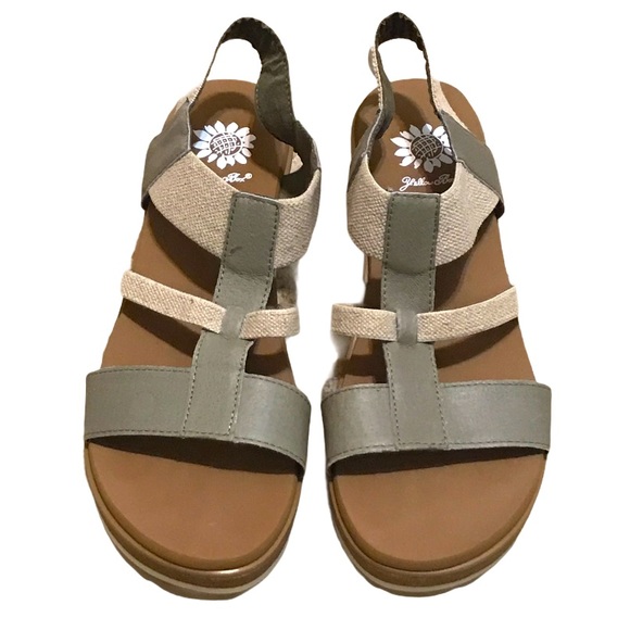 Yellow Box Wedges - Picture 2 of 5